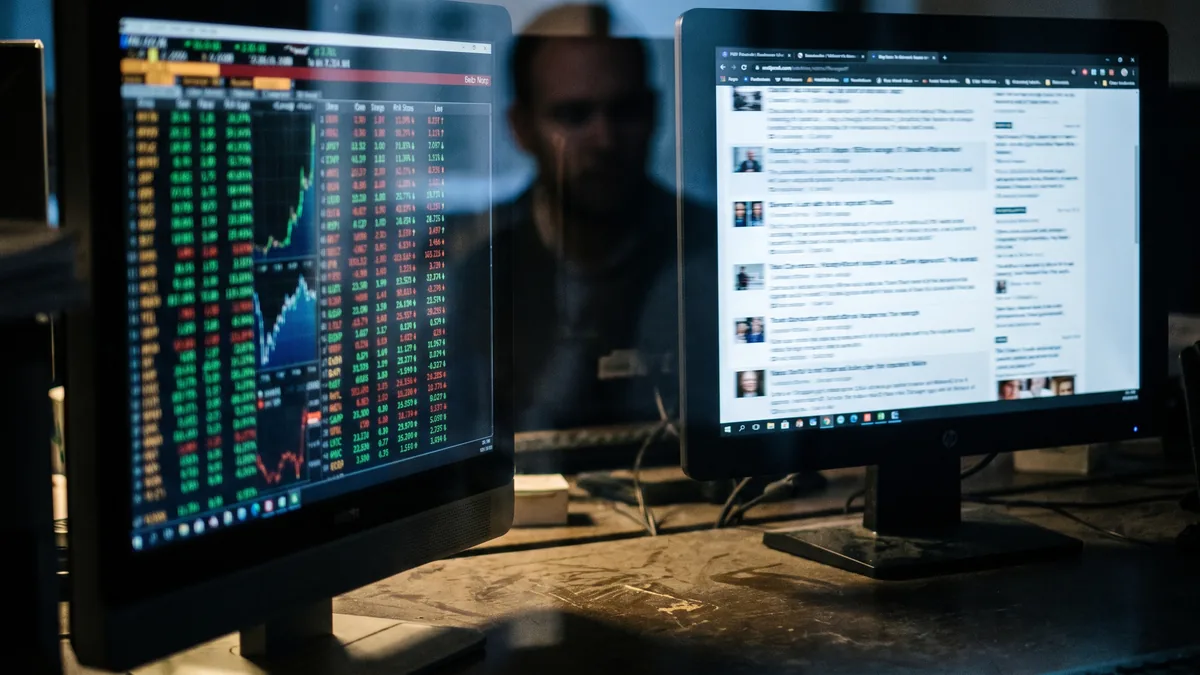 Nasdaq 100 se tambalea mientras los rumores sobre SpaceX se cruzan con los temores por el IPC